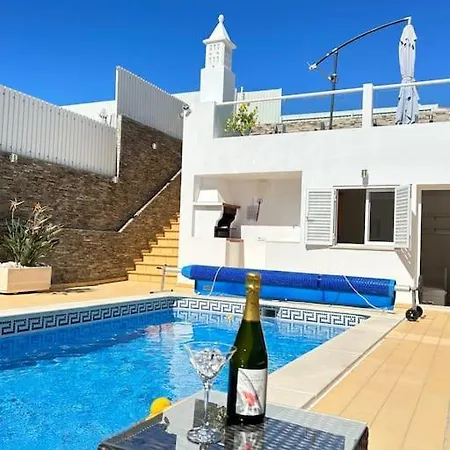 Belle Maison Avec Piscine Chauffee Villa *